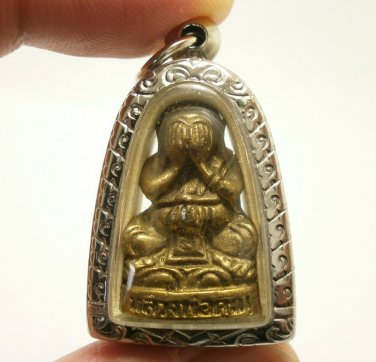 LP KOON BLESSED 1993 PIDTA SANGKAJAI RICH LUCKY HAPPY BUDDHA THAI AMULET PENDANT