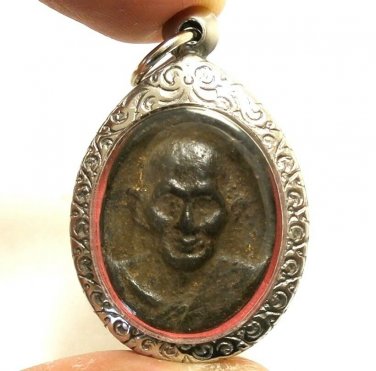 LP SUANG BLESSED 1974 BACK MAGIC CLOSE EYE BUDDHA AMULET LUCKY RICH THAI PENDANT