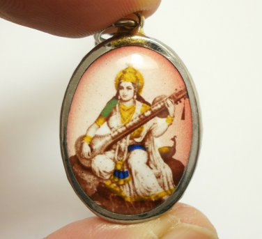 MAA SARASWATI DEVI OF BRAHMA BLESSED WISDOM LUCKY SUCCESS HEALING GODDESS LOCKET