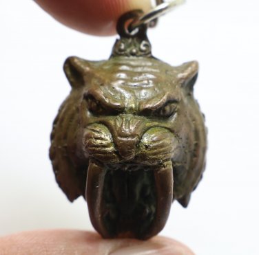 MAGIC SABERTOOTH TIGER LP SUD BLESSED 1970 AMULET LUCKY RICH PROTECTION NECKLACE