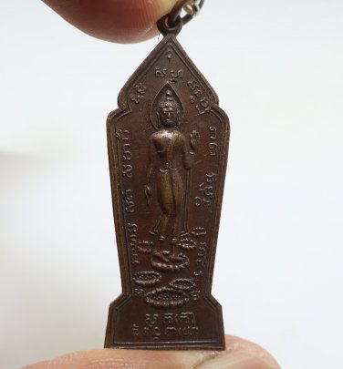 PHRA LEELA WALKING BUDDHA ON MAGIC LOTUS LUCKY PENDANT THAI PROTECTION AMULET