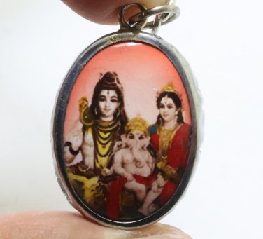 LORD SHIVA MAA PARVATI GANESHA GOD FAMILY BLESSED OM AUM PENDANT SIVA UMA GANESH