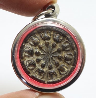 METAL NGOBNAMAOI DHARMACHAKRA BLESS 1969 AMULET WHEEL OF DHARMA CHAKRA PENDANT 1