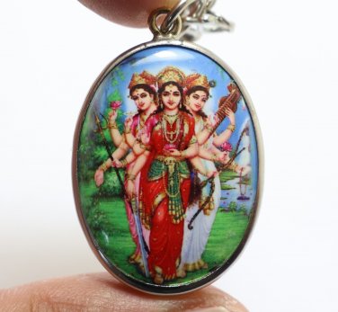 TRIDEVI BIG PENDANT LAXMI SARASWATI PARVATI TRISHAKTI HINDU GODDESS BLESS AMULET