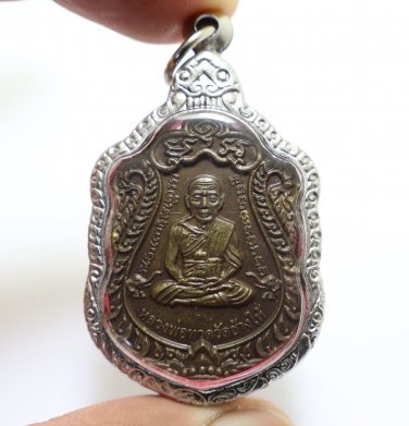 LP TUAD CHANGHAI 1999 COIN THAI PROTECTION BUDDHA AMULET LUCKY POO THUAD PENDANT