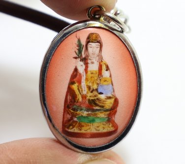 GUAN YIN MERCY GODDESS  LOCKET 1980s KUAN QUAN IM BUDDHA GUANYIN LUCKY NECKLACE