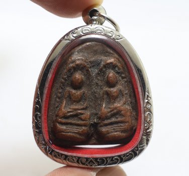 PHRA ROD KOO DOUBLE MIRACLE THAI LUMPHUN BUDDHA LUCKY AMULET STRONG PROTECTION