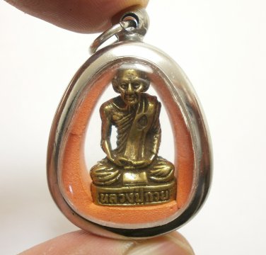 PHRA LP GUAY MINI STATUE BLESSED 1997 THAI STRONG LIFE PROTECTION MAGIC PENDANT
