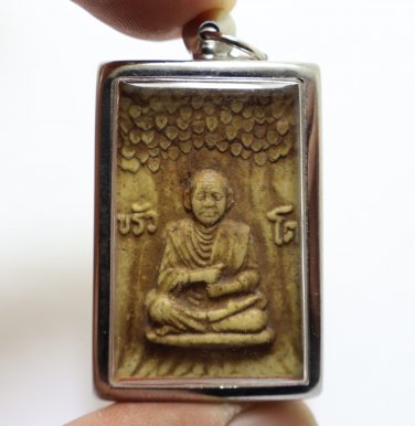 PHRA SOMDEJ TOH UNDER BO TREE CHANT CHINNABANCHORN BLESSED THAI AMULET PENDANT 1