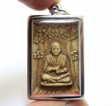 PHRA SOMDEJ TOH UNDER BO TREE CHANT CHINNABANCHORN BLESSED THAI AMULET PENDANT 3