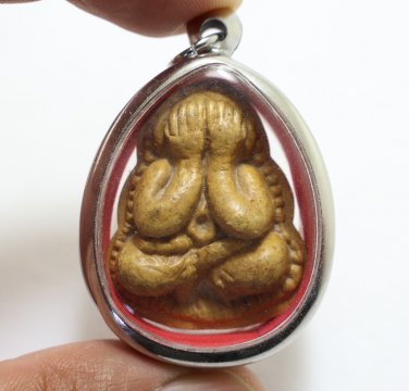 LP TIM PIDTA 1974 CLOSE EYES LORD BUDDHA THAI PROTECTION AMULET MIRACLE PENDANT