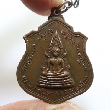 PHRA BUDDHA CHINNARAJ AMULET BLESSED IN 1972 THAI 9 KING AMULET SHINARAJ PENDANT