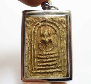 PHRA SOMDEJ LP JUN BLESSED 1937 THAI PHANGAN ISLAND MIRACLE RICH WIN AMULET (2)