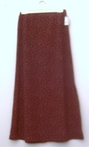 Burgundy long skirt size 7 from "SIMMONS" BOUTIQUE