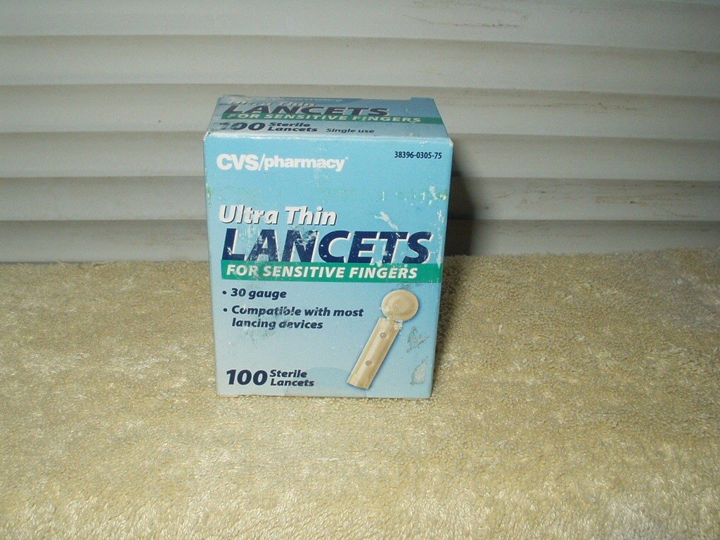 cvs 30 gauge ultra thin lancets for sensitive fingers 1 box of 100 sealed