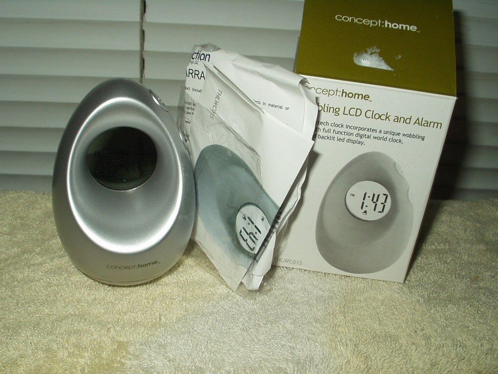 lcd quartz clock and alarm wobbling concept home THLWC01S