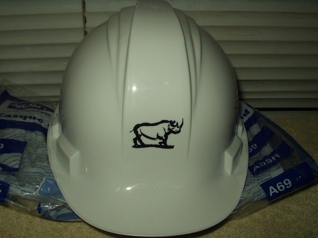 work hat w/ suspension & bull sticker size 6.5 - 73/4 a59 series north brand white