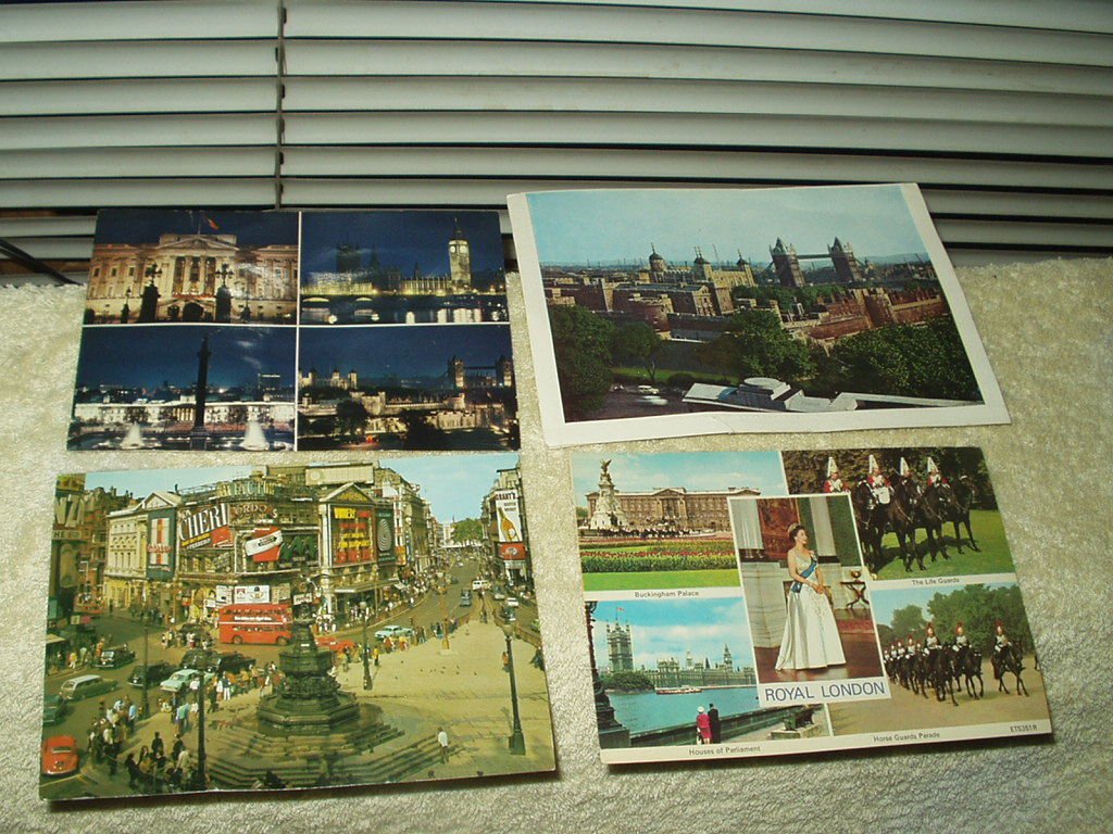 vintage london england uk lot of 4 postcards buckingham piccadilly qn elizabeth