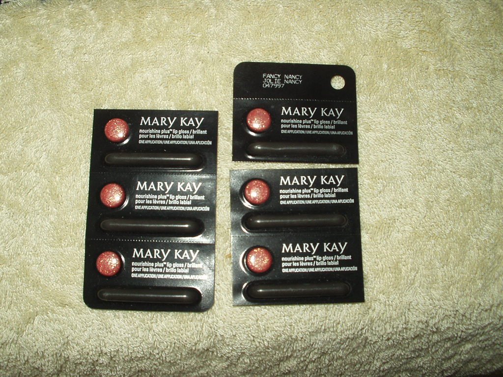 mary kay fancy nancy jolie nancy nourishine plus lip gloss / brilliant lot of 6 samples