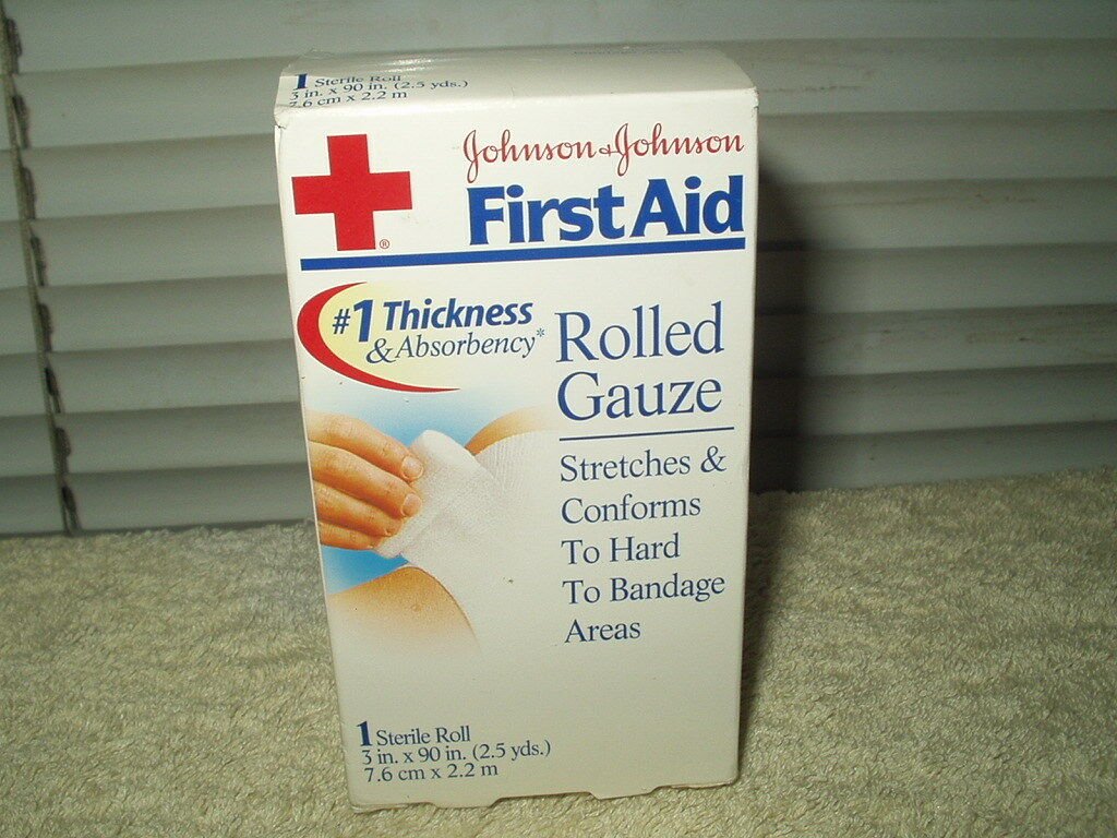 rolled gauze sealed 3" x 90" stretches and conforms to hands johnson & johnson