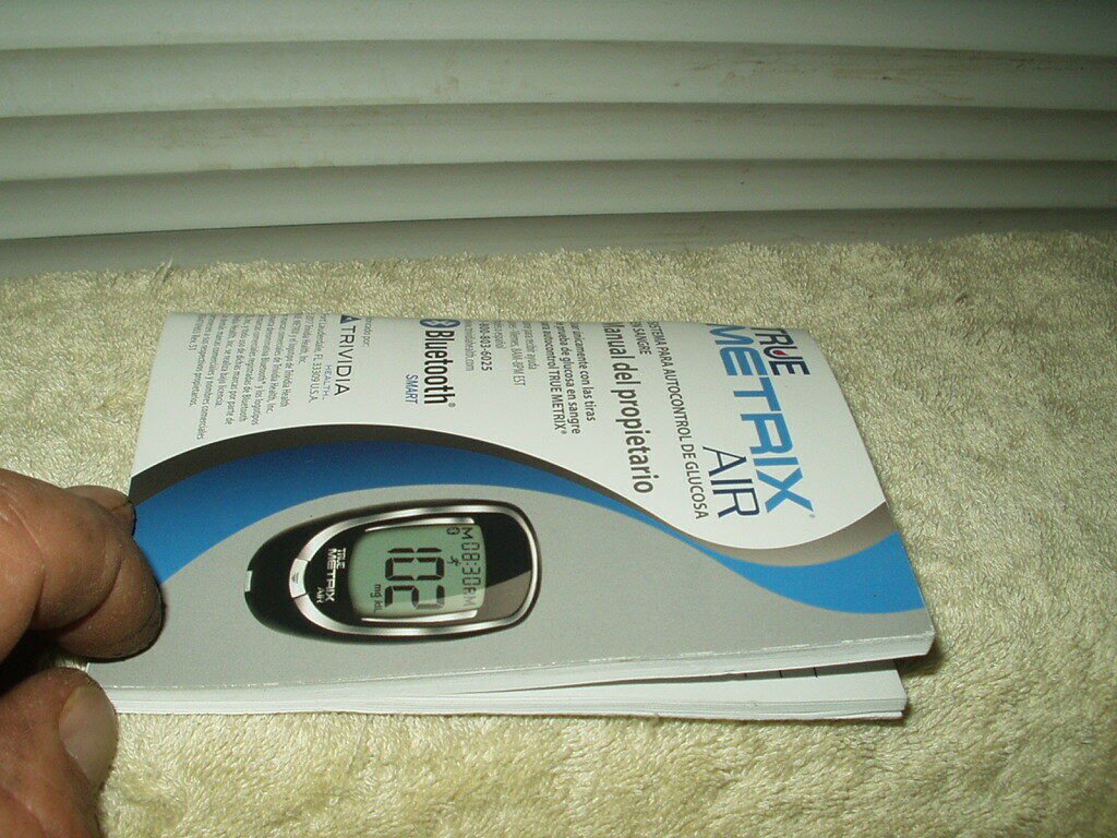true metrix air glucose meter / monitor *manual only* in english & spanish