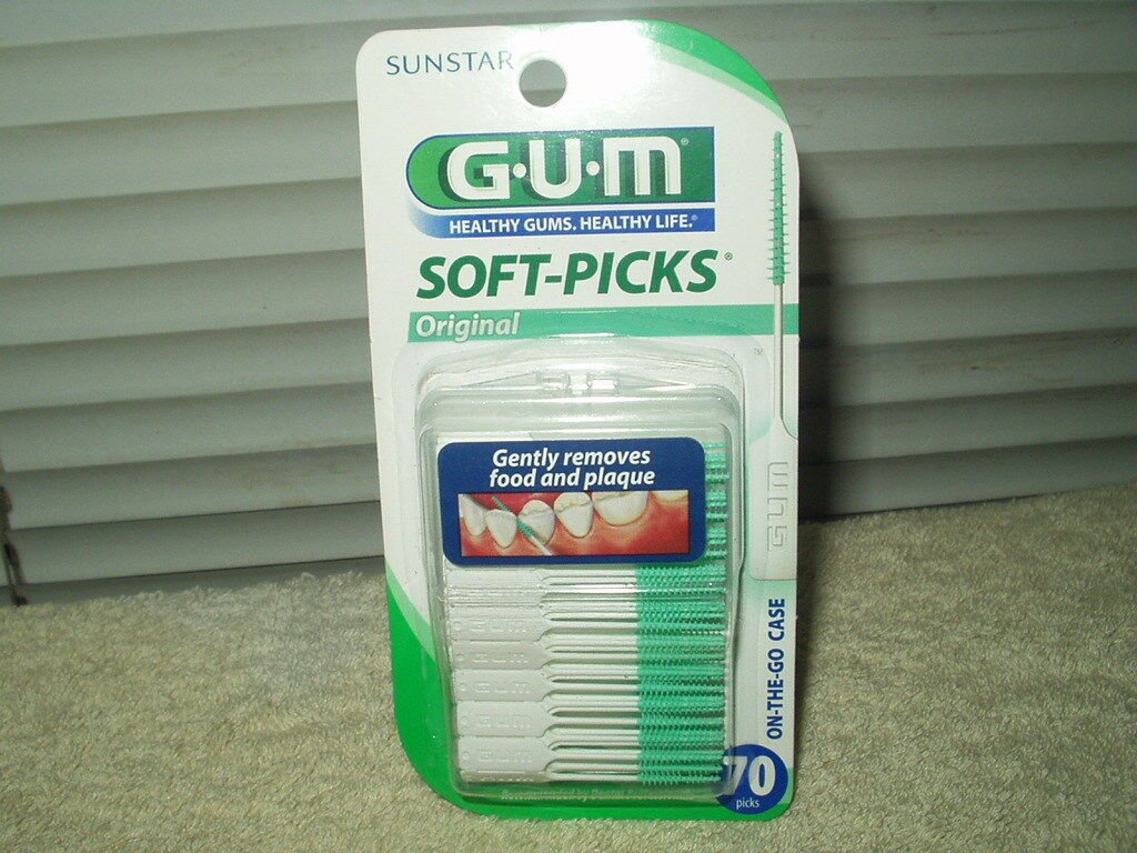 sunstar GUM soft-picks 70 count w/ case sealed for food & plaque removal