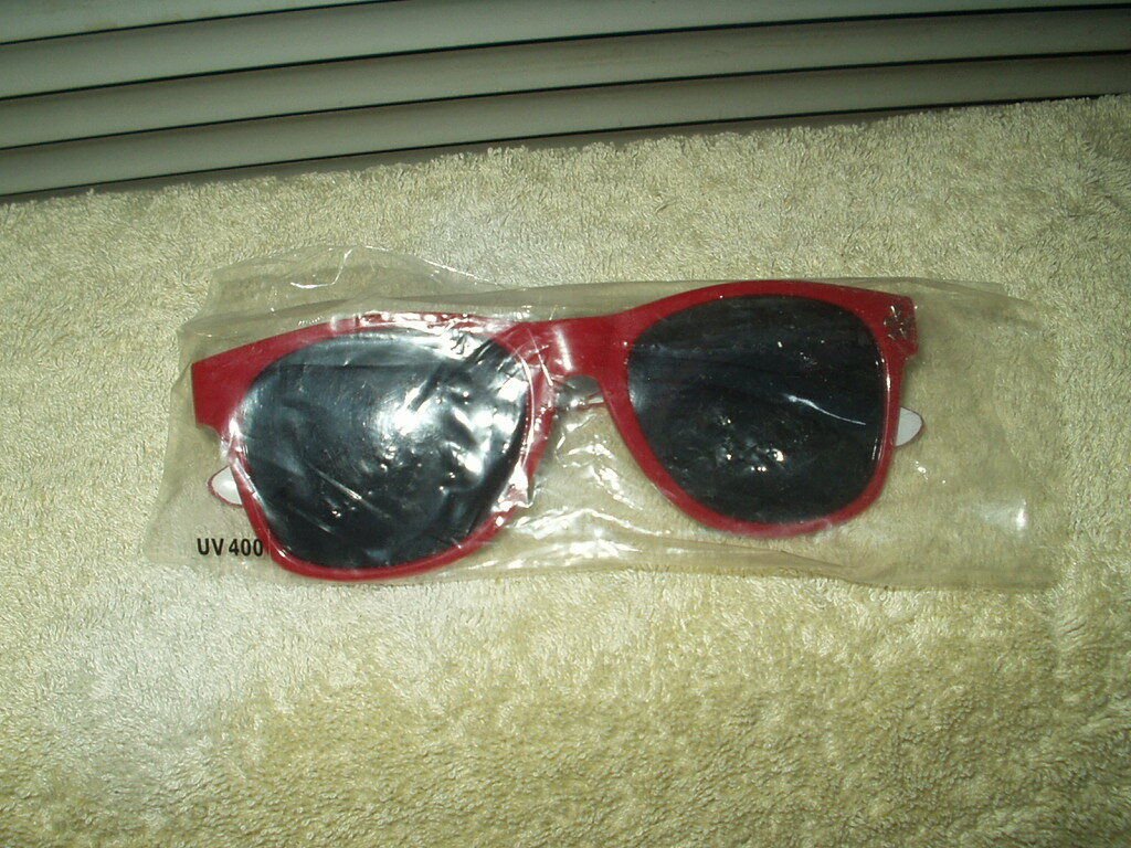 yelp sunglasses burgundy uv400 1 pair