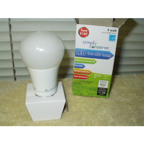 led a19 dimmable bulb 25000 hours! energy star uses 9 watts and gives 60 watts of light