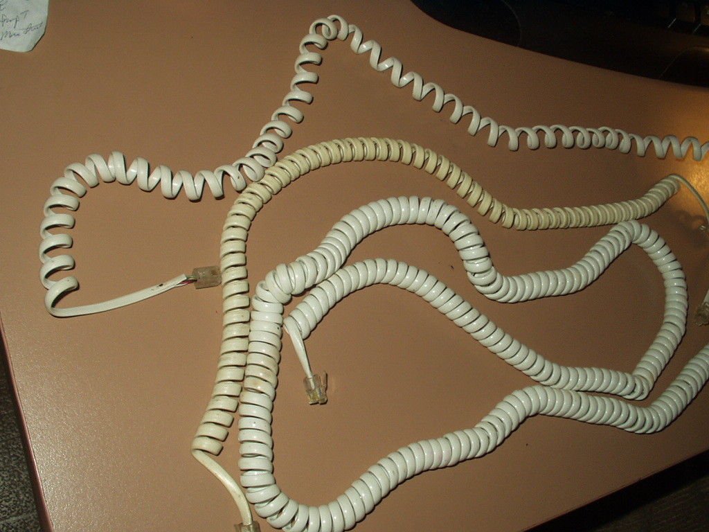 landline telephone receiver cords lot of 3 2 6' & 1 24' measured