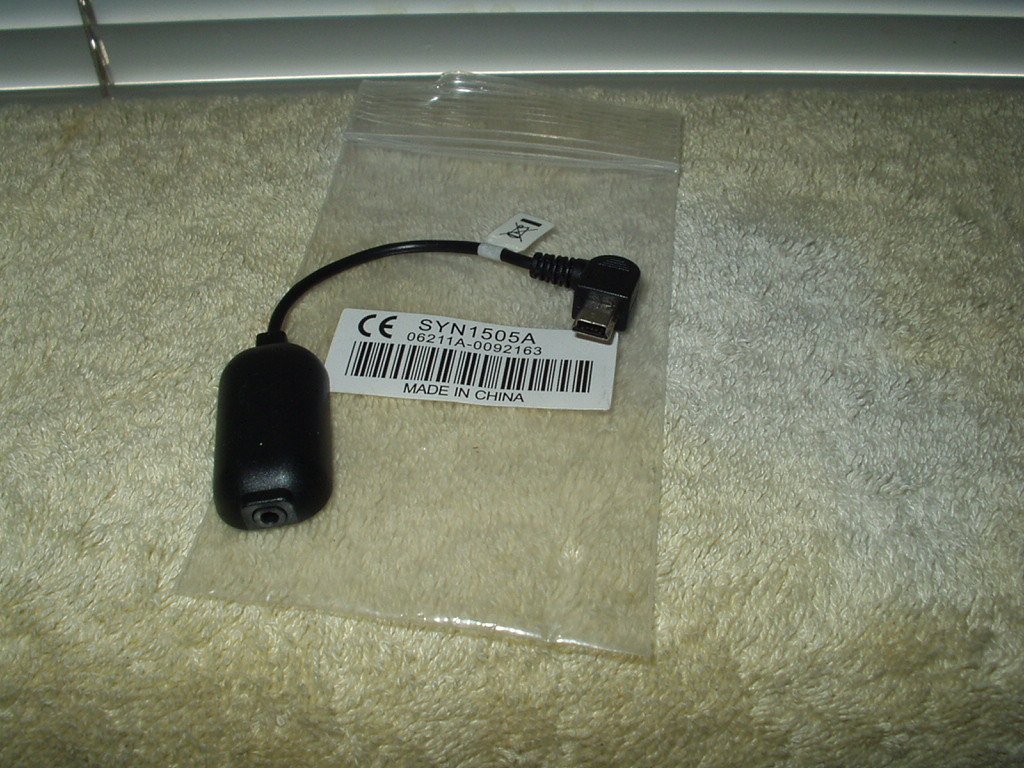 SYN1505A 2.5MM Headset Adapter OEM Motorola Brand