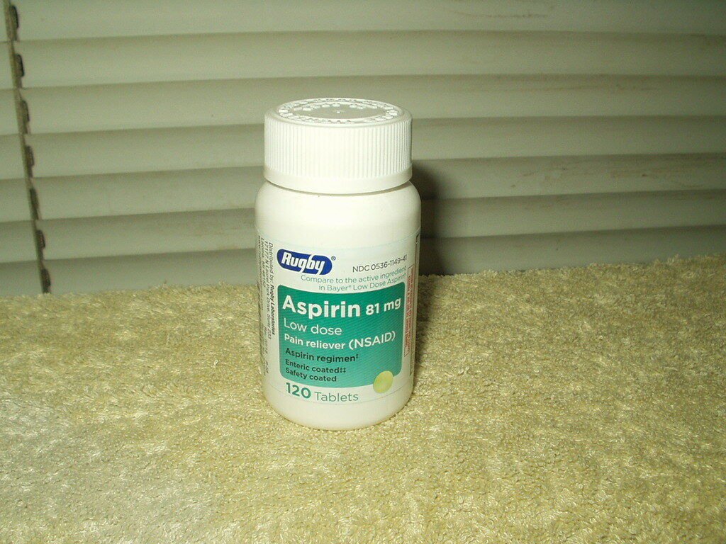 rugby brand low dose enteric coated 81 mg aspiriin 1 bottle 120 count exp 06/21