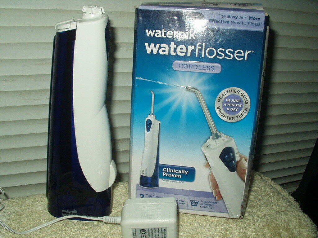 waterpik water flosser wp360w unit & charger only