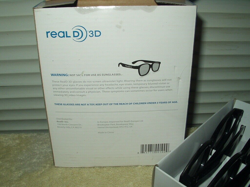 real d 3d glasses 1 open box w/ 4 pairs inside for tvs monitors & laptops