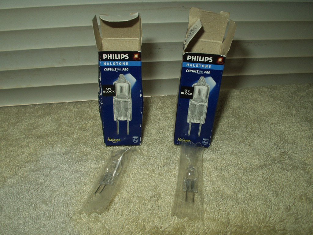 phillips capsule line pro light bulb #232629 10 watt 12 volt g4 base type nr 12384