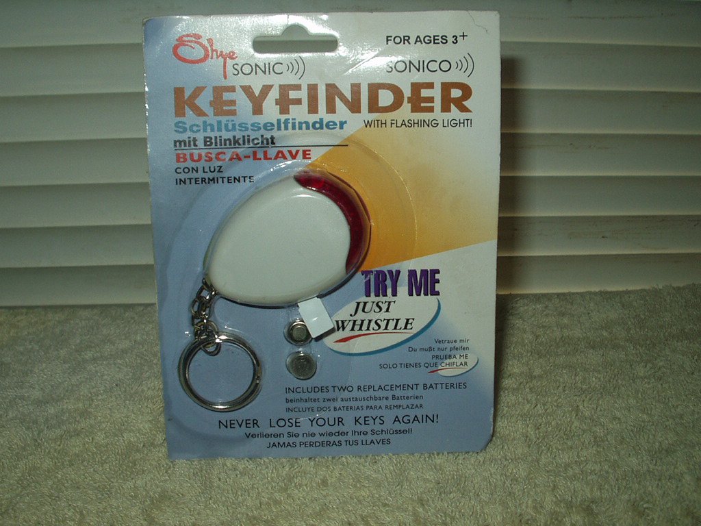 shye sonic keyfinder keychain with flashing light...sealed new old stock whistle activation