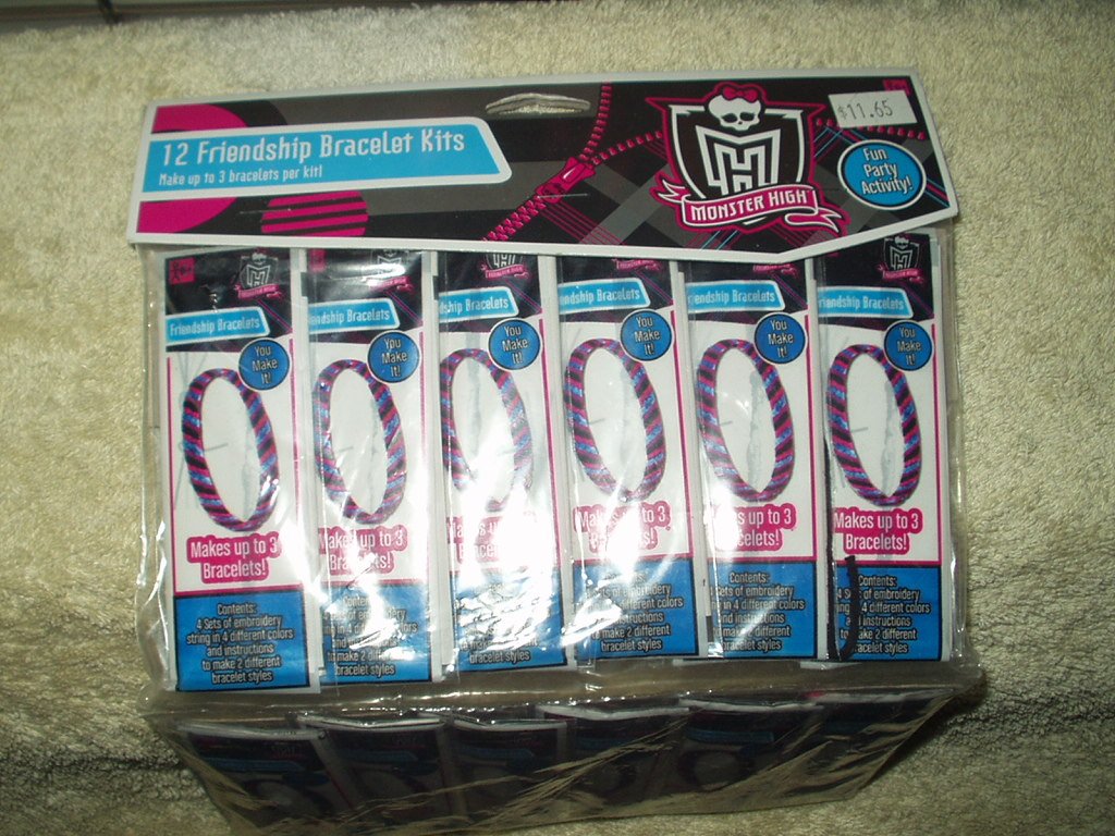 monster high girls friendship bracelet kits 12 each in the package make up to 3 per kit