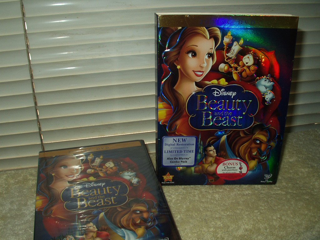 sealed disney beauty and the beast 2 disc dvd set year 2010 movie rewards
