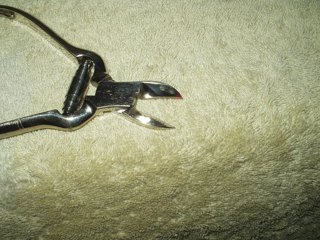 vintage nail clippers cutters heavy duty revlon 2140 german made hi