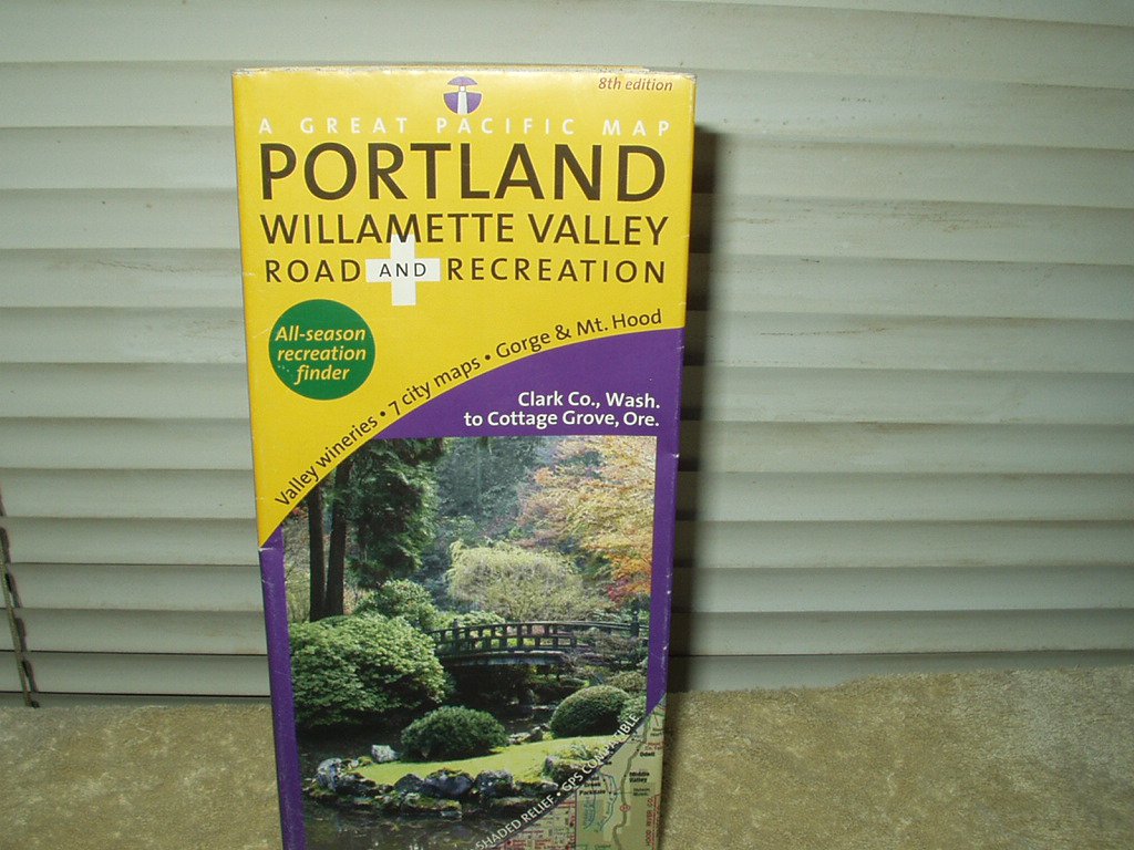 portland willamette valley road & recreation map 8th edition