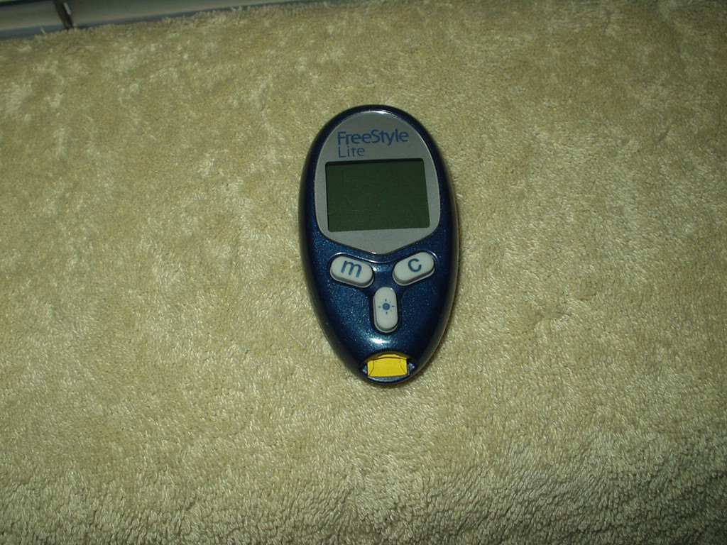 freestyle lite glucose meter / monitor for parts or repair
