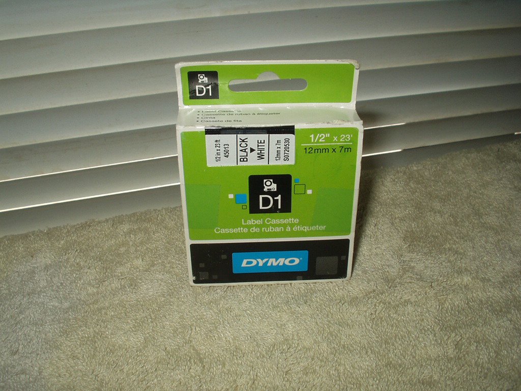 dymo # 45013 1/2" x 23' label tape black on white d1