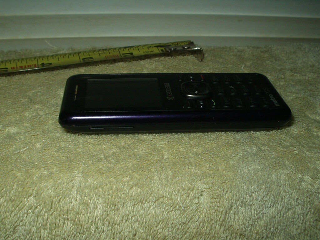 kyocera domino s1310 prepaid phone metro pcs purple colored nice!