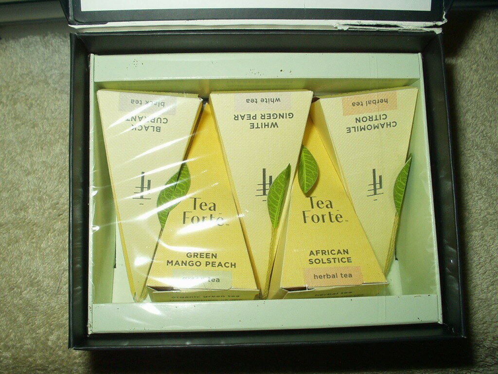 tea forte signature collection tea 5 each pyramid infuser in box best by 4/22