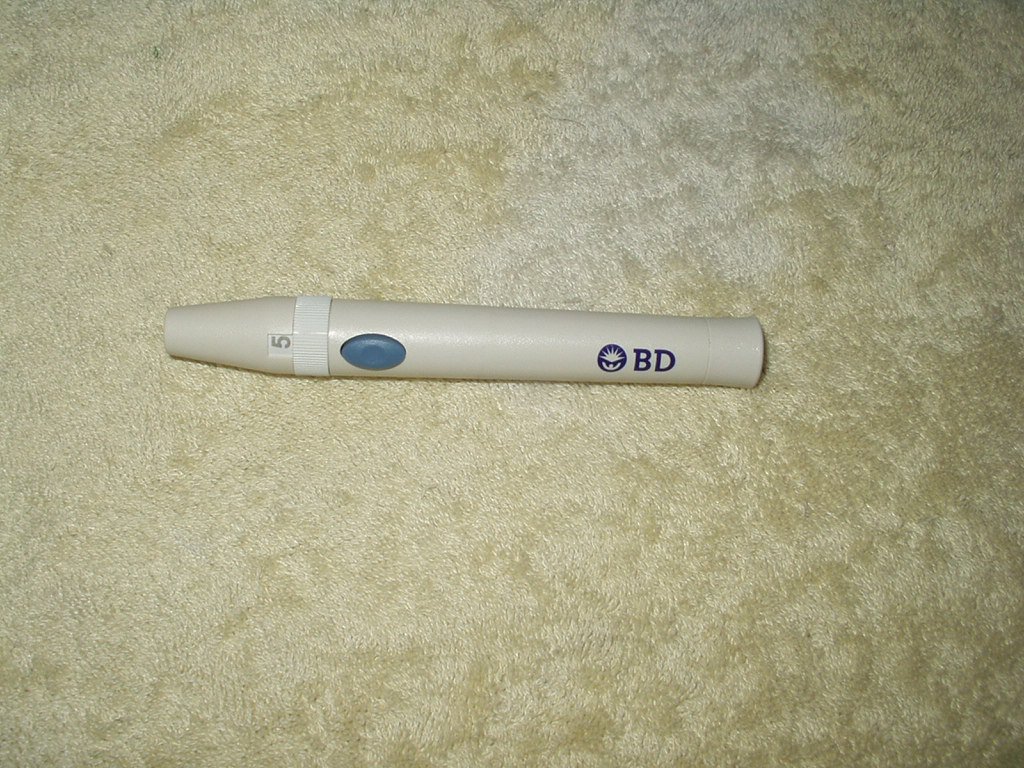 vintage rare bd lancet device for type 1 diabetics and children with