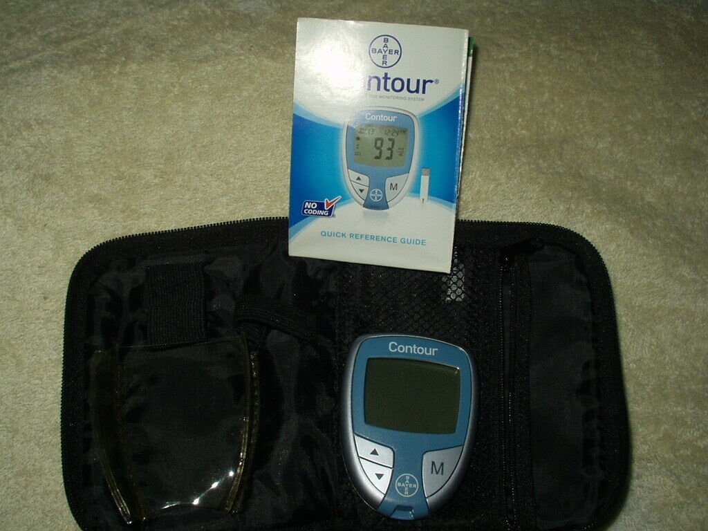 bayer contour glucose monitor / meter # 7151g & case + quick reference ...