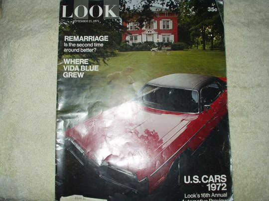 look magazine september 21,1971 us automobile edition, where vida blue grew up, bob hope & soldiers