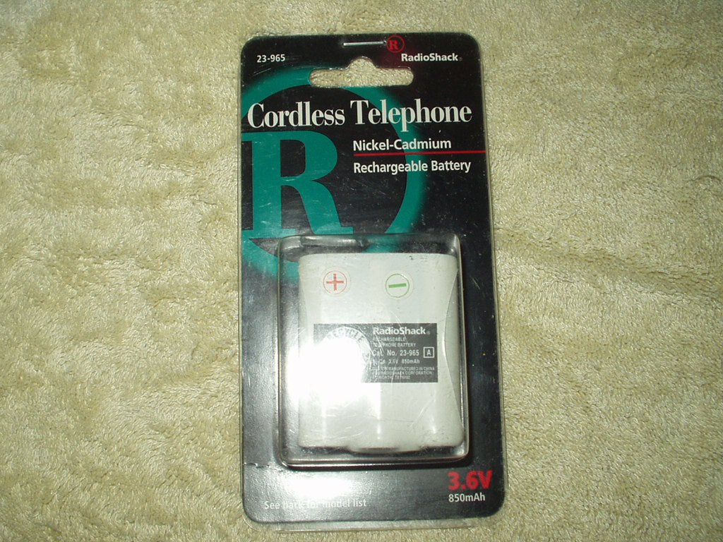 panasonic radio shack replacement nickel - cadium battery  23-695 sealed 3.6 v 850 mah