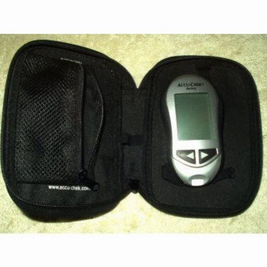 accu-chek aviva glucose meter / monitor & hard case only no black code key A