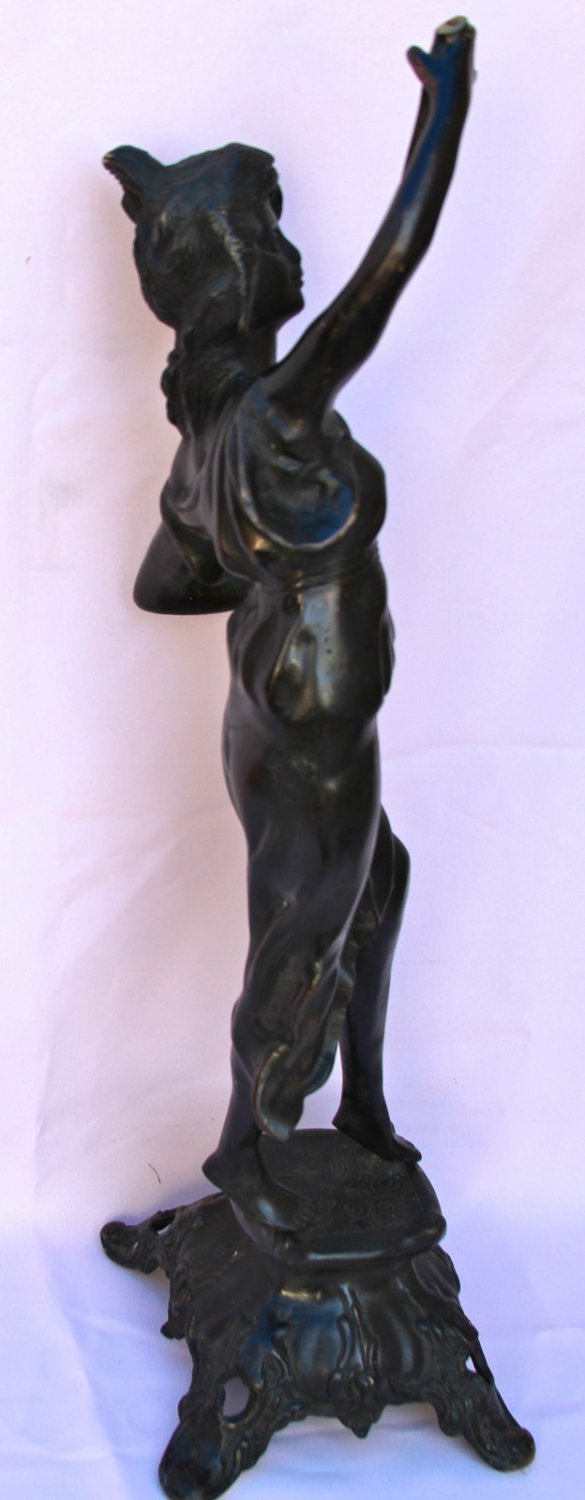 ANTIQUE BRONZE LADY STATUE