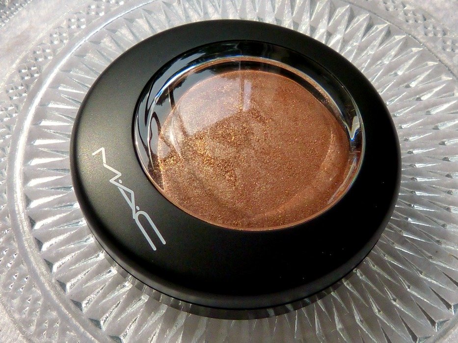 MAC "GLOBAL GLOW" MINERALIZE SKINFINISH